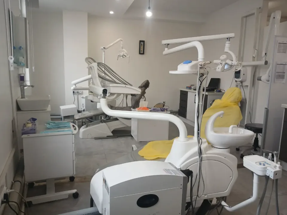 مطب دندانپزشکی دکتر سید وحید جلایی - 4