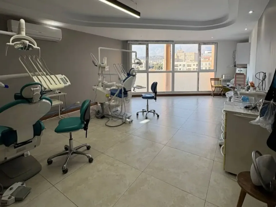 دندانپزشکی ماه دنت